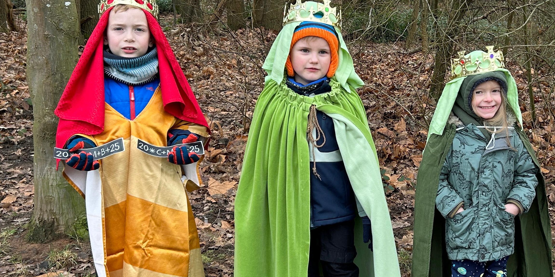 Die kleinen Könige Moritz, Benedikt und Philipp aus Ensdorf waren zum ersten Mal als Sternsinger unterwegs.