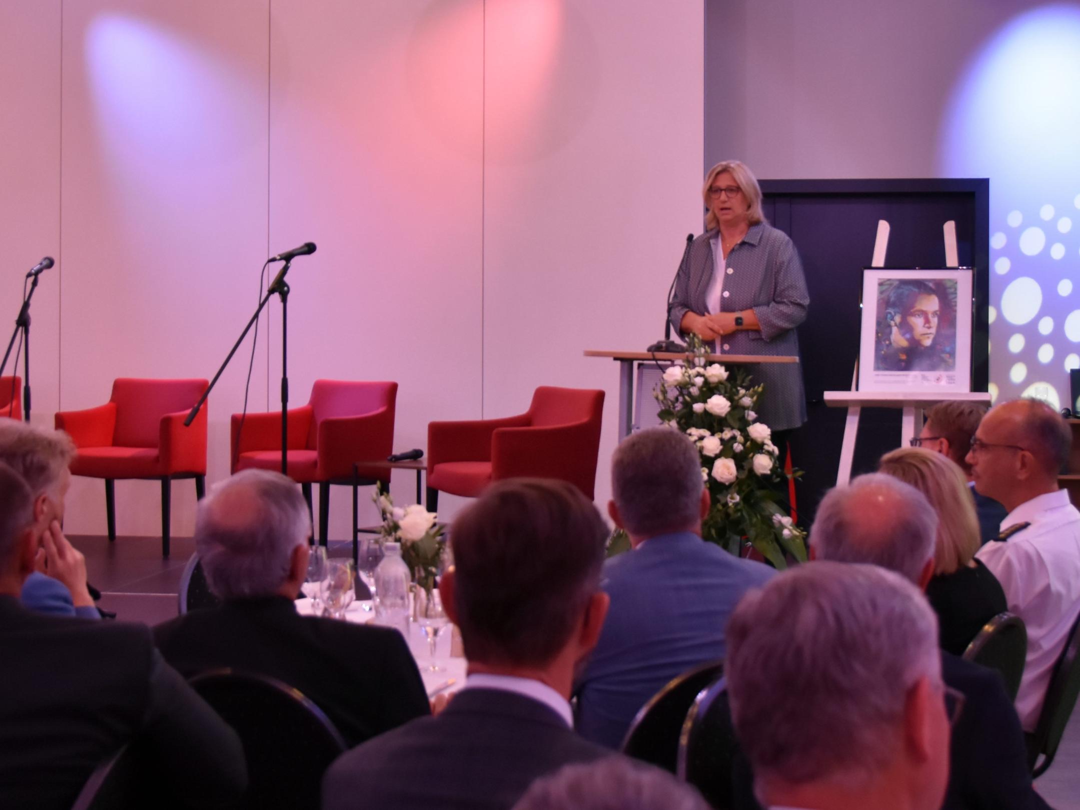 Ministerpräsidentin Anke Rehlinger appelliert an die Gesprächsbereitschaft aller.