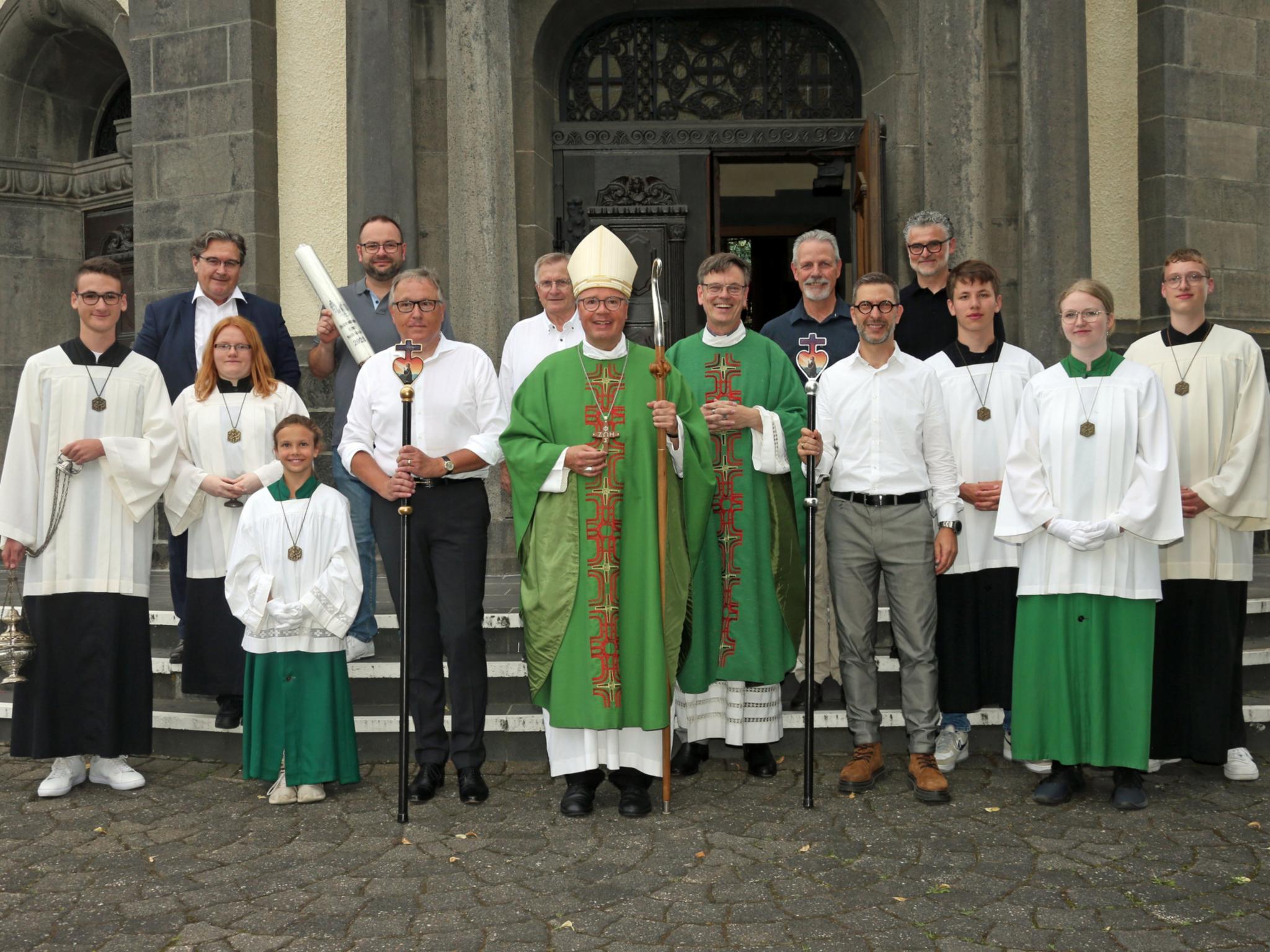 Bischof Dr. Stephan Ackermann besuchte zum Jubiläum der Wallfahrt Kruft.