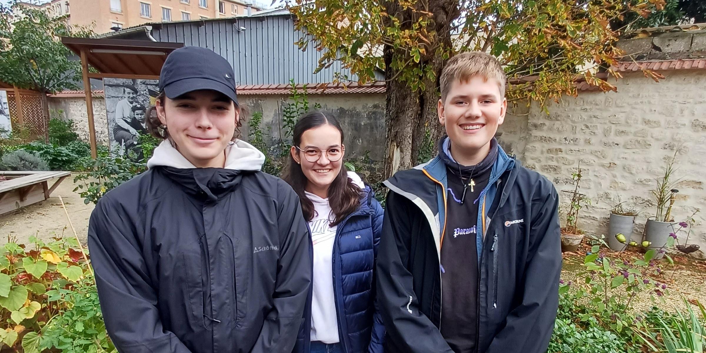 Die drei Teilnehmer der Diözesanjugendwallfahrt Hendrik (16), Catalina (15) und Marvin (15).