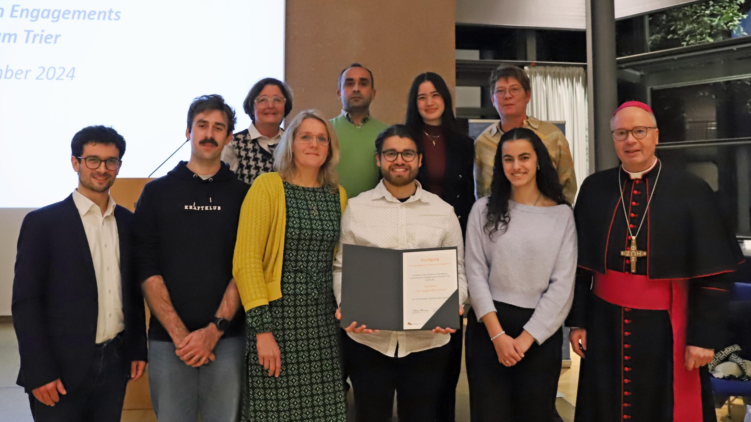 Die Initiative 'Wir gegen Rassismus' vereint Fotoausstellung und Workshops gegen Diskriminierung und Fremdenfeindlichkeit