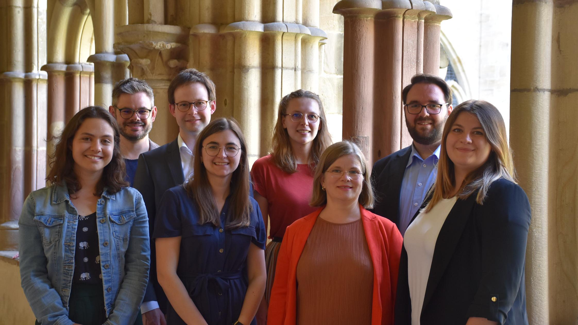 Florian Kunz, Dominik Butenkemper, Isabell Blümling, Christian Bauer. Vorne von links: Elisabeth Pick, Judith Michels, Theresia Stumm, Giulia Hardieß.