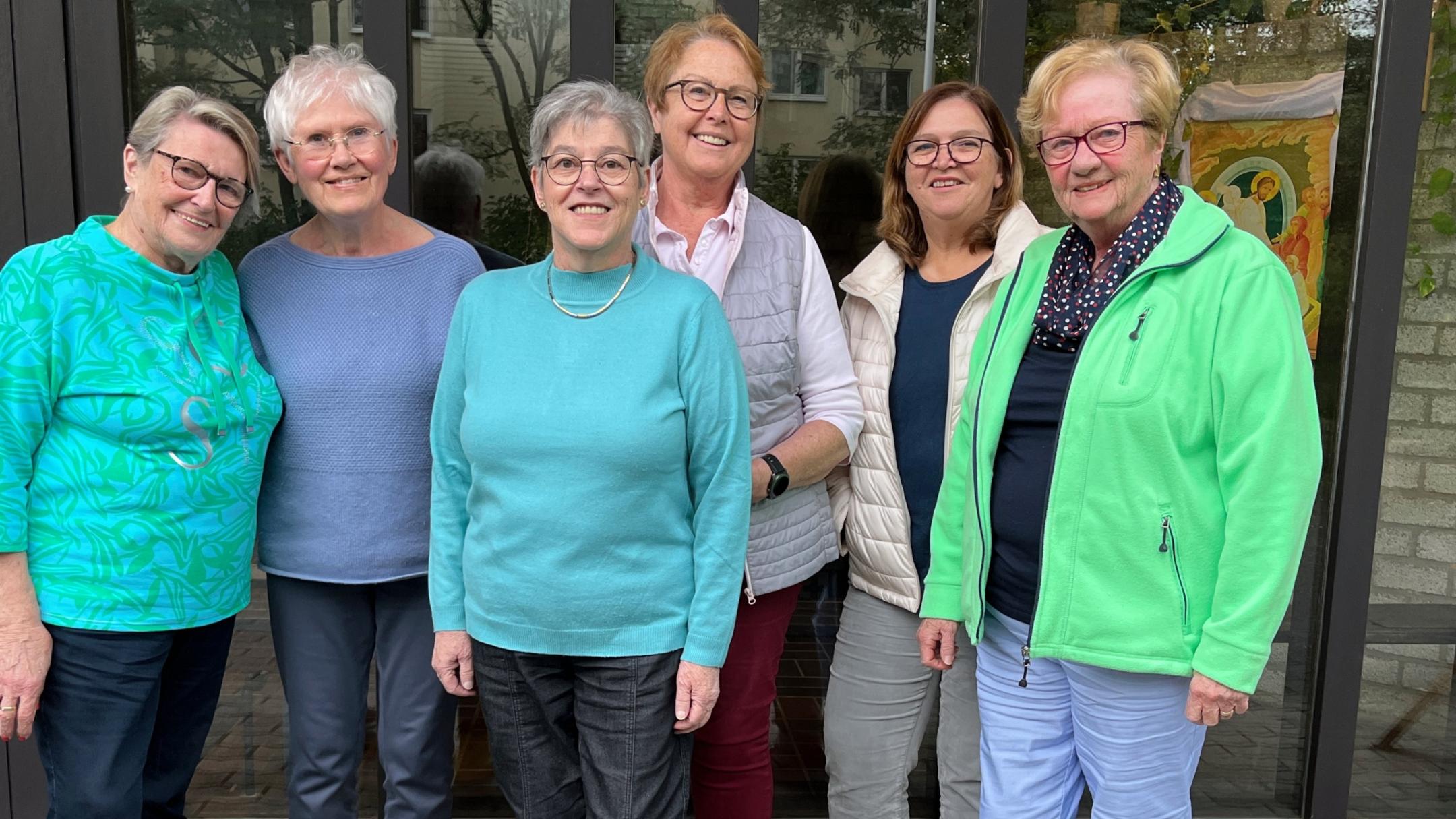 Das Leitungsteam von „Karthause Aktiv“ bilden Marianne Noll, Mechthild Strauch, Marione Bauer, Ortrud Diener, Gabriele Müller und Brigitte Krautkrämer (v. links). Es fehlt Waltraut Götzen.