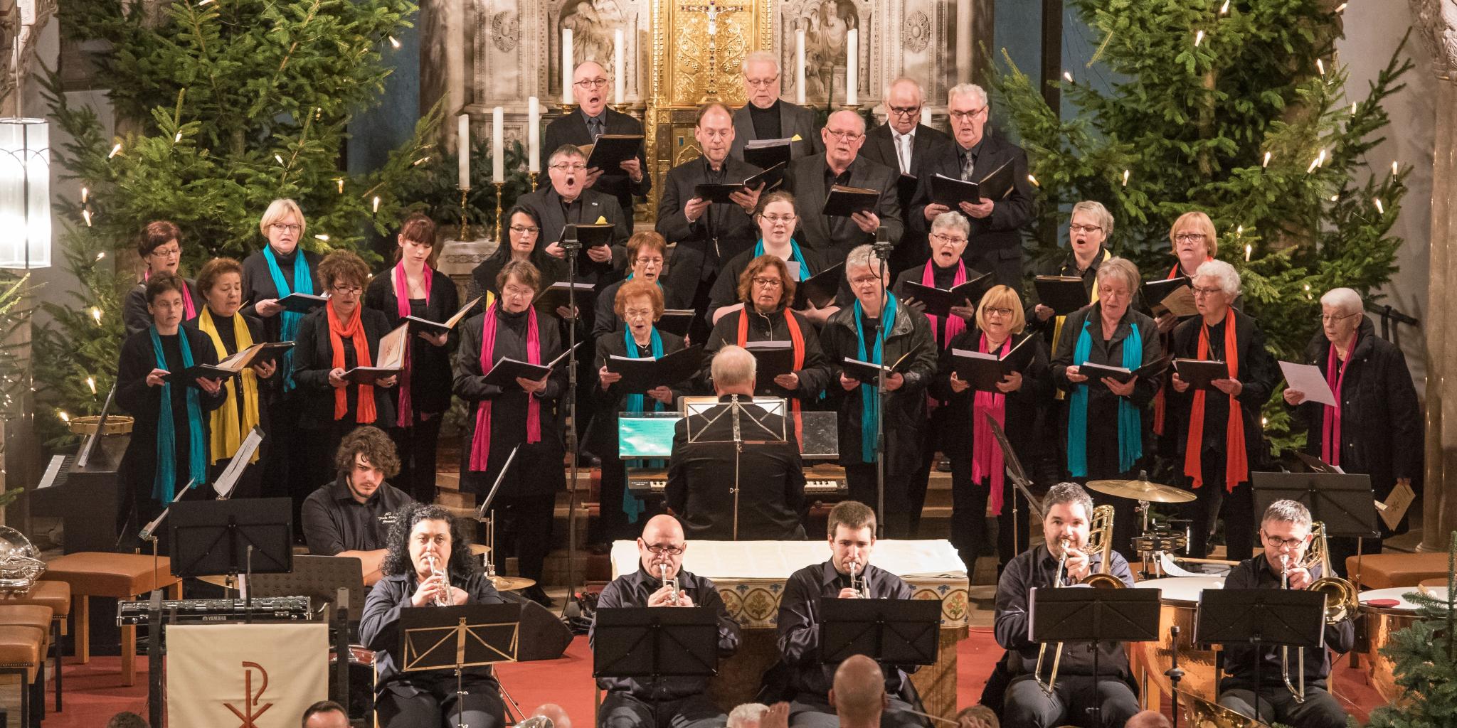 Für den Kirchenchor St. Martin - hier zu sehen bei einem Weihnachtskonzert - wird der Auftritt ein Einschnitt sein – nach 108 Jahren stellt er seine Sangestätigkeit vorübergehend ein.