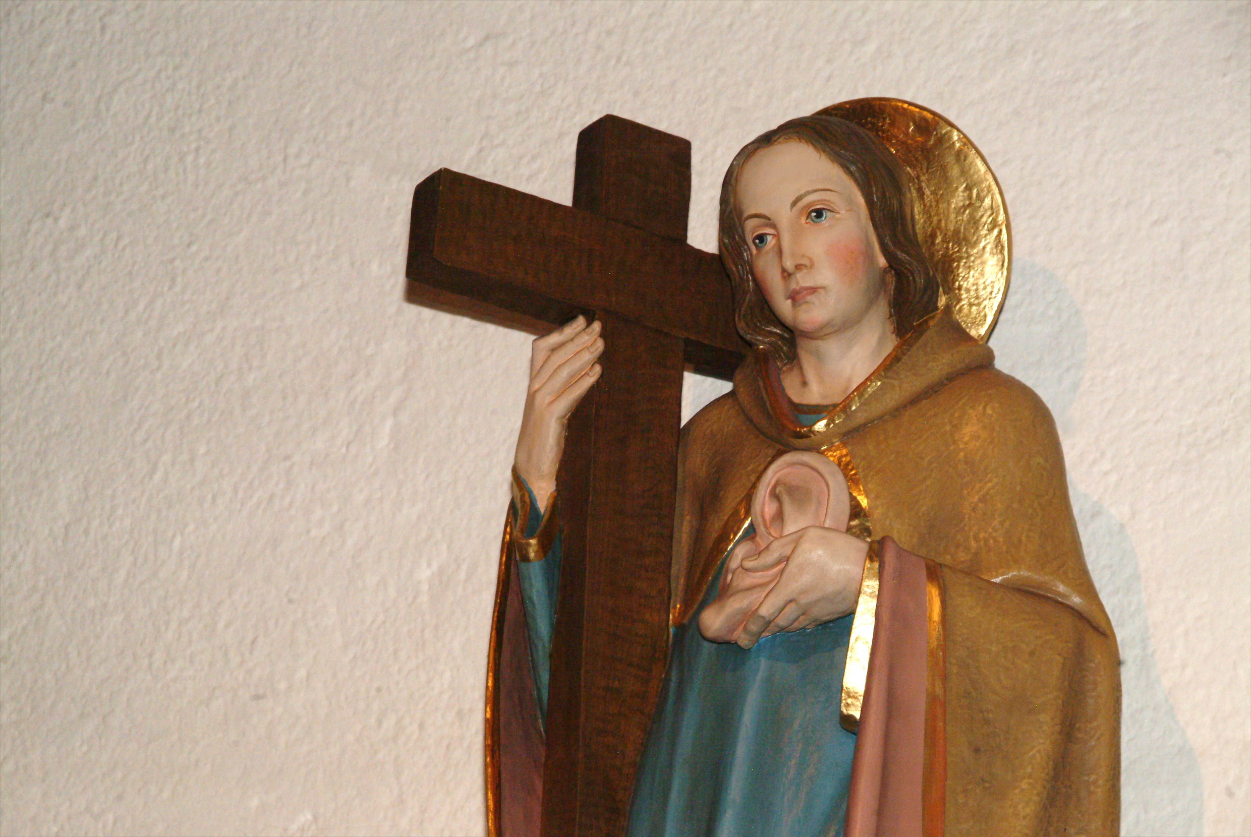 Eine Figur der heiligen Oranna in der Kapelle in Berus.