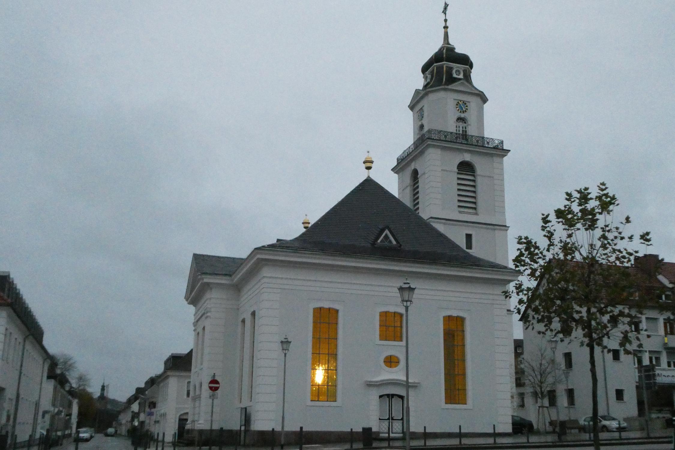 Die Friedenskirche in Saarbrücken.