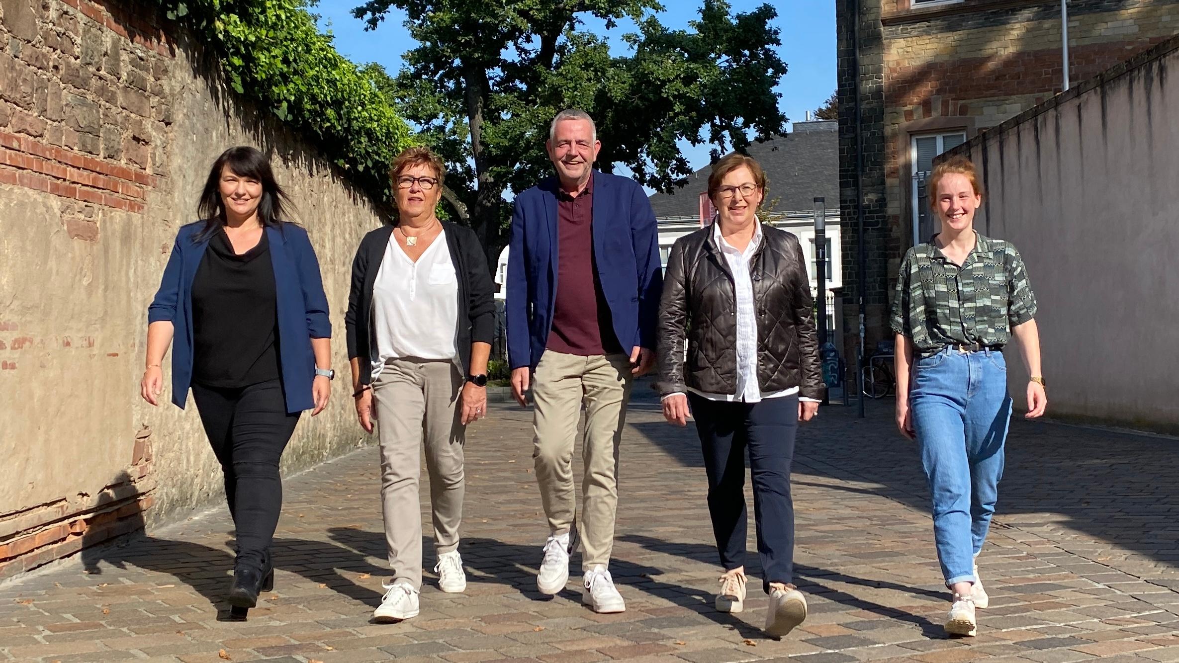 Das Team Engagement: Melanie Engelmann, Elke Müller, Dr. Thomas Fößel, Michaela Tholl und Marianna Barachino (vlnr.)