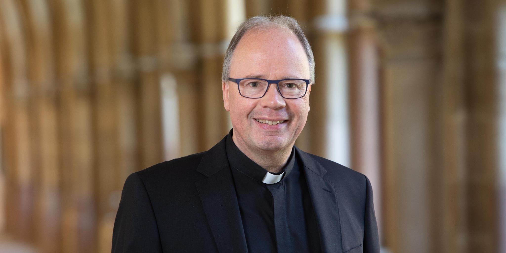 Bischof Ackermann zieht ein positives Fazit nach der fünften und letzten Vollversammlung des Synodalen Wegs (Foto: Bistum/Thewalt)