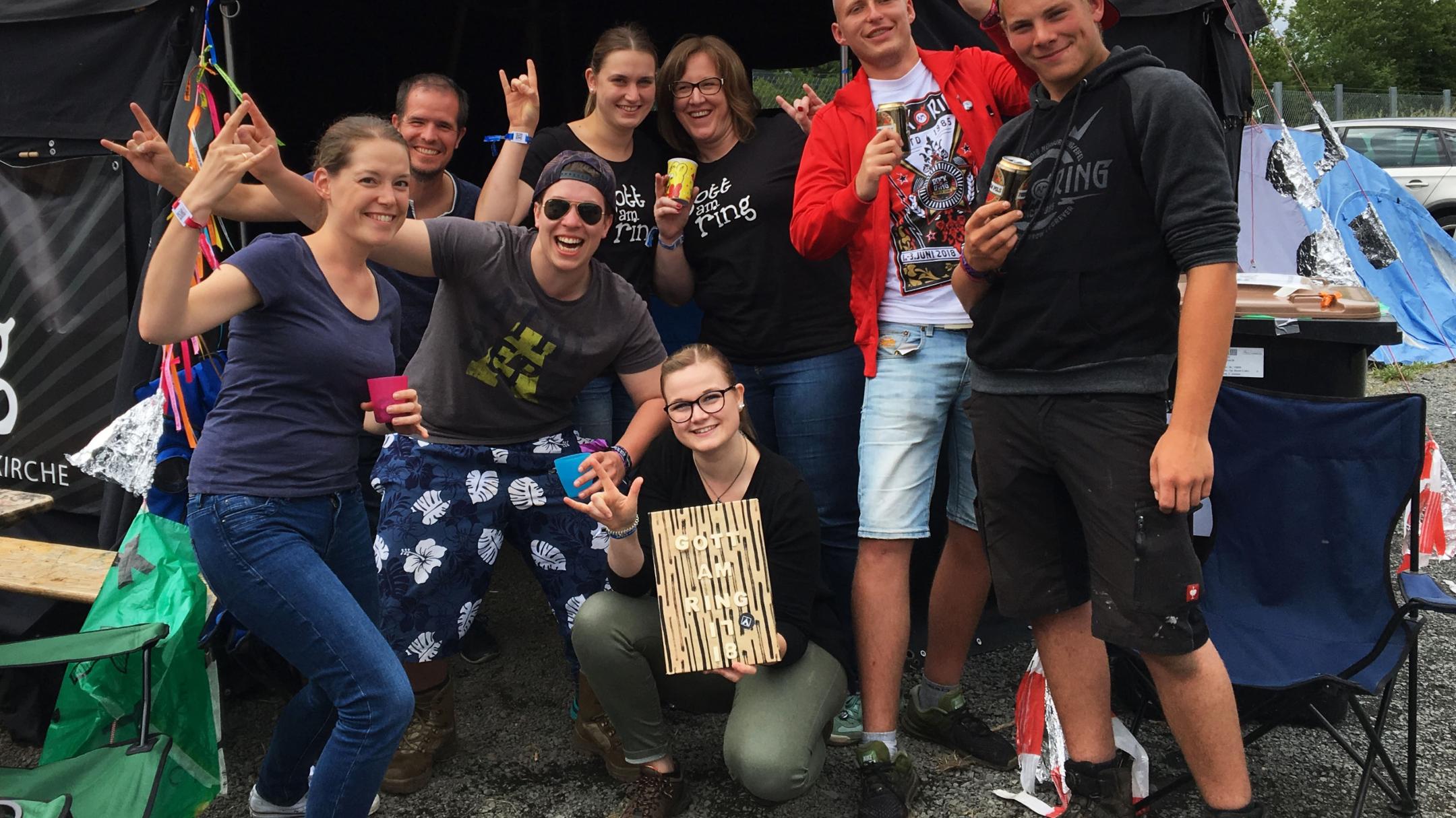 Immer da für ein trockenes Plätzchen, eine warme Tasse Kaffee und ein offenes Ohr: das Team von Gott am Ring.