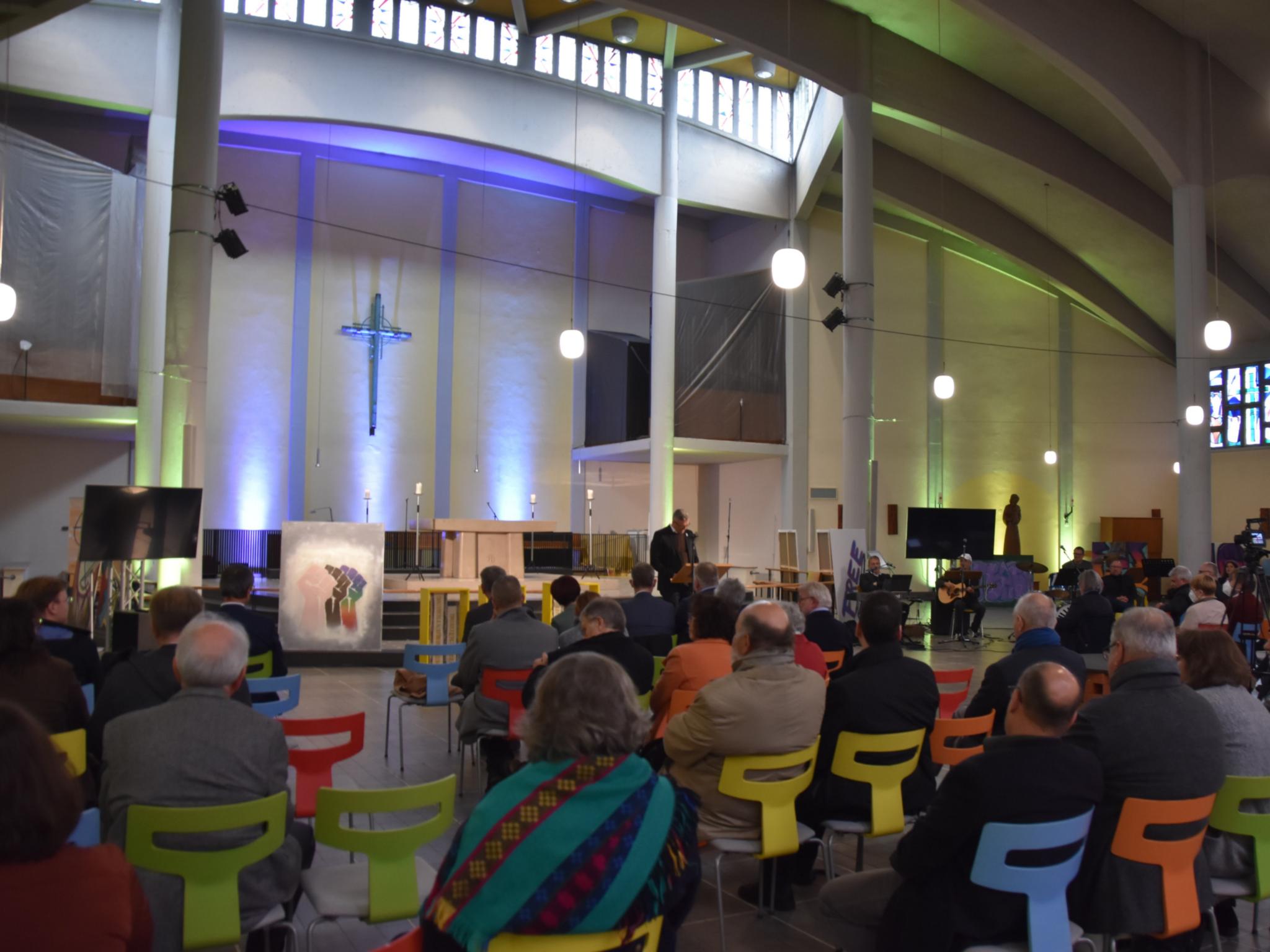 Mit Vertretern aus Politik, Kirche, Lehre und Wissenschaft hat das ILF sein 50-jähriges Bestehen gefeiert. Foto: Ute Kirch/Bistum Trier