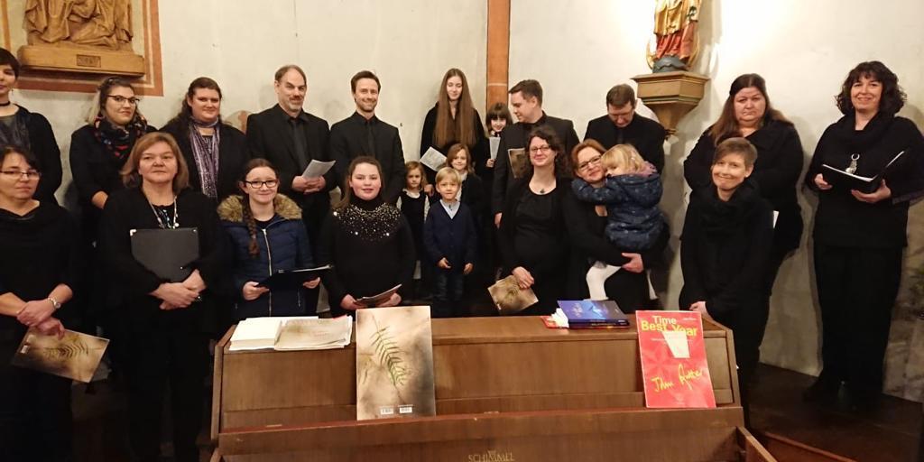 Der Junge Chor TonLAGE der Kirchengemeinde Maria Himmelfahrt in Völklingen-Geislautern ist mit dem Kulturpreis des Regionalverbands Saarbrücken ausgezeichnet worden. Foto: Chor