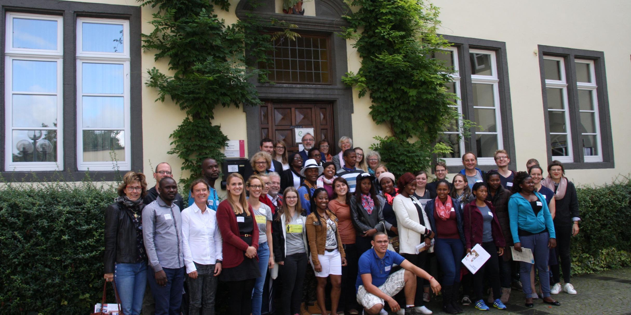 Die Teilnehmerinnen und Teilnehmer des Netzwerktreffens Namibia in Koblenz.