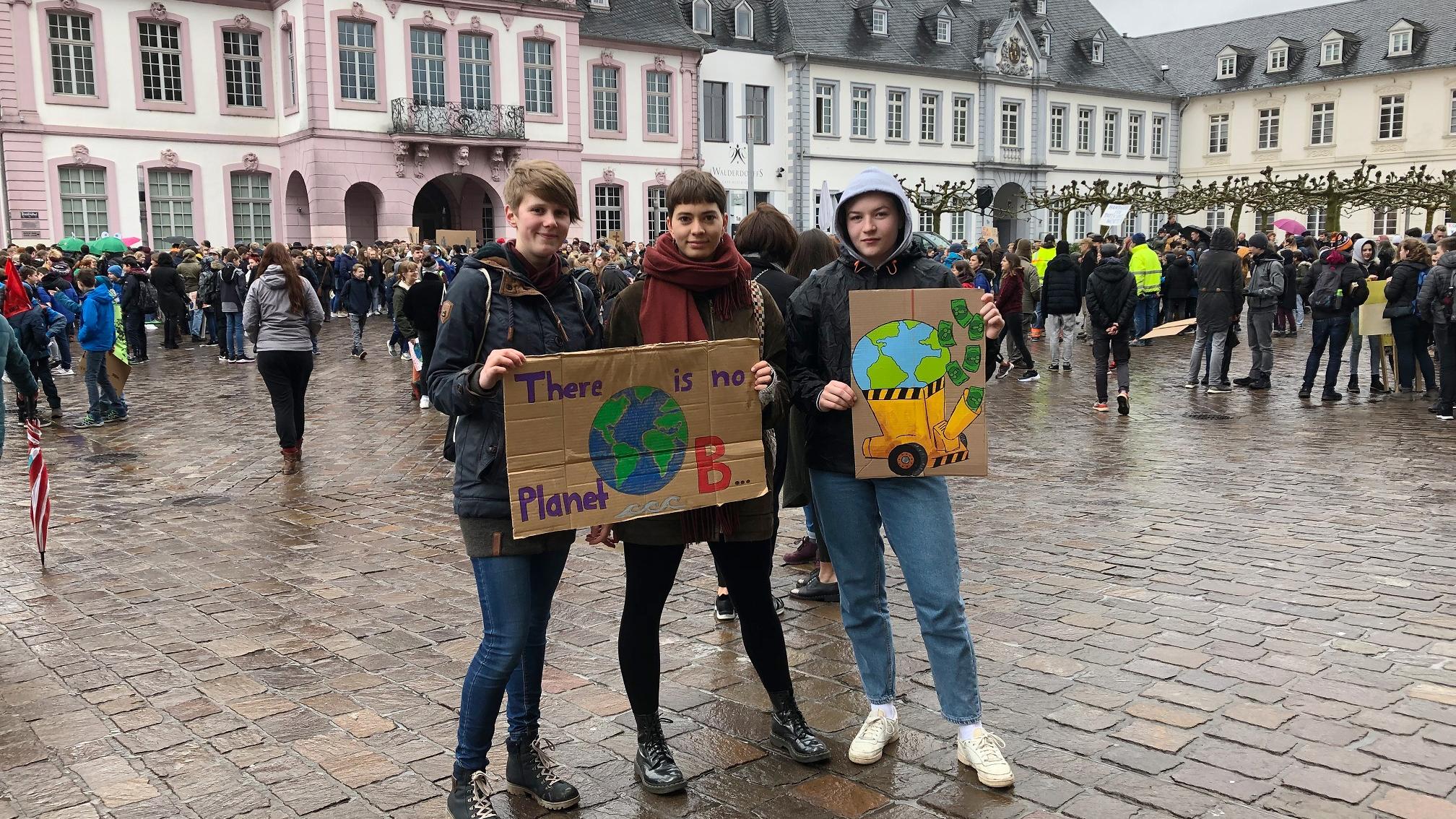 Esther Marx, Klara Werle und Anna Weißhuhn (vlnr.)