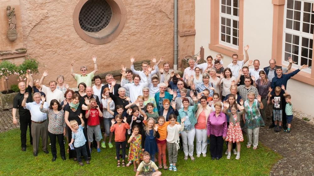 In der ersten Sommerferienwoche gibt es wieder die Familiensingfreizeit in St. Thomas.