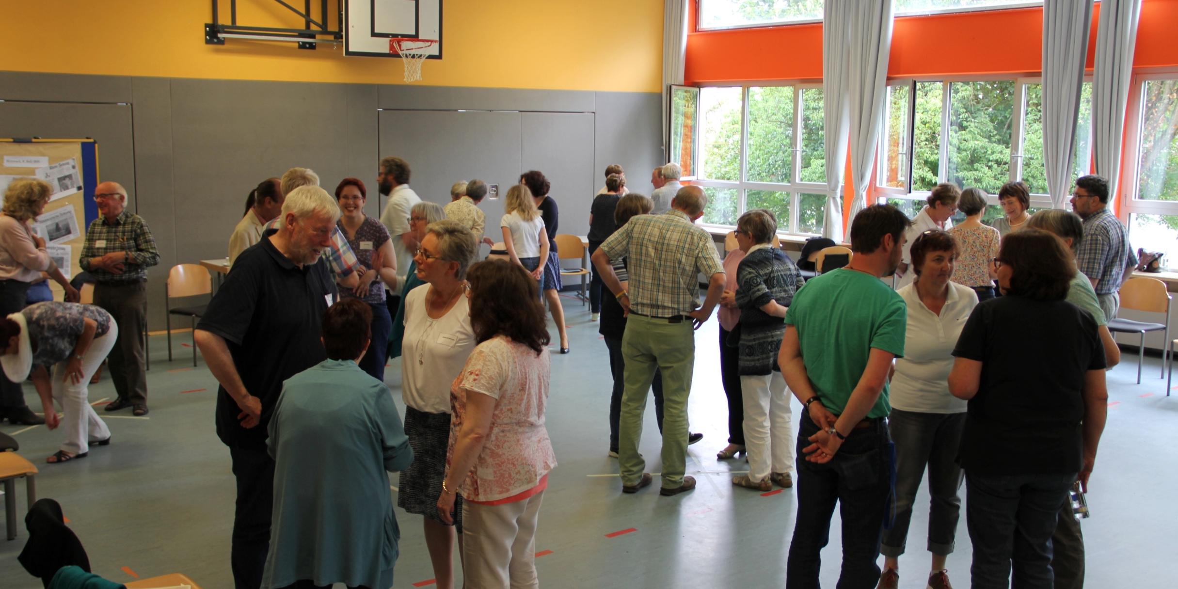 Interessierte beim 'Synoden-Wirkshop' in Koblenz
