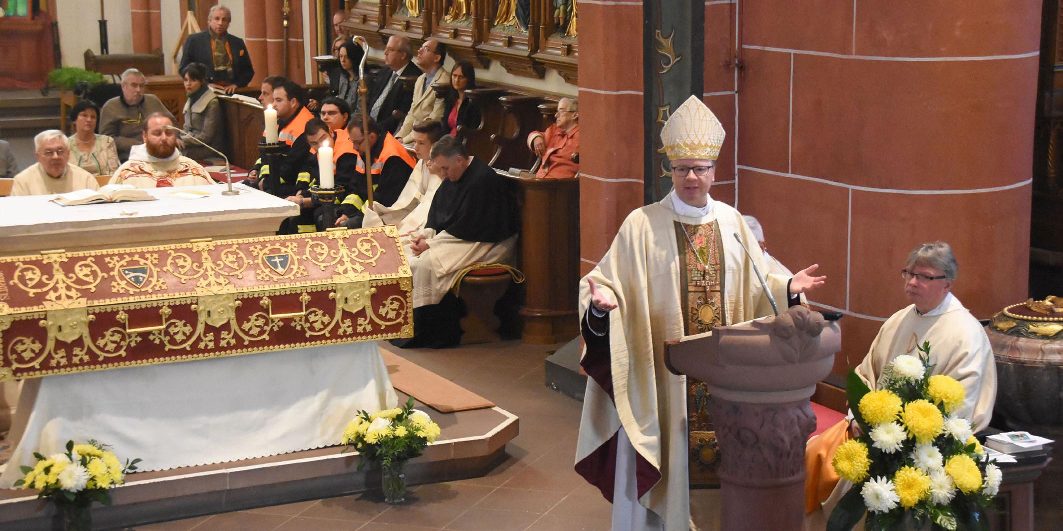 Bischof Dr. Stephan Ackermann predigt im Eröffnungs-Gottesdienst zur Jubiläums-Wendelinuswallfahrt in St. Wendel