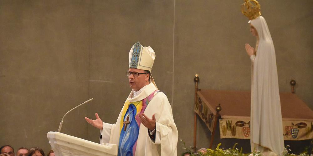 Bischof Dr. Stephan Ackermann bei der Fatima-Wallfahrt in Wiebelskirchen