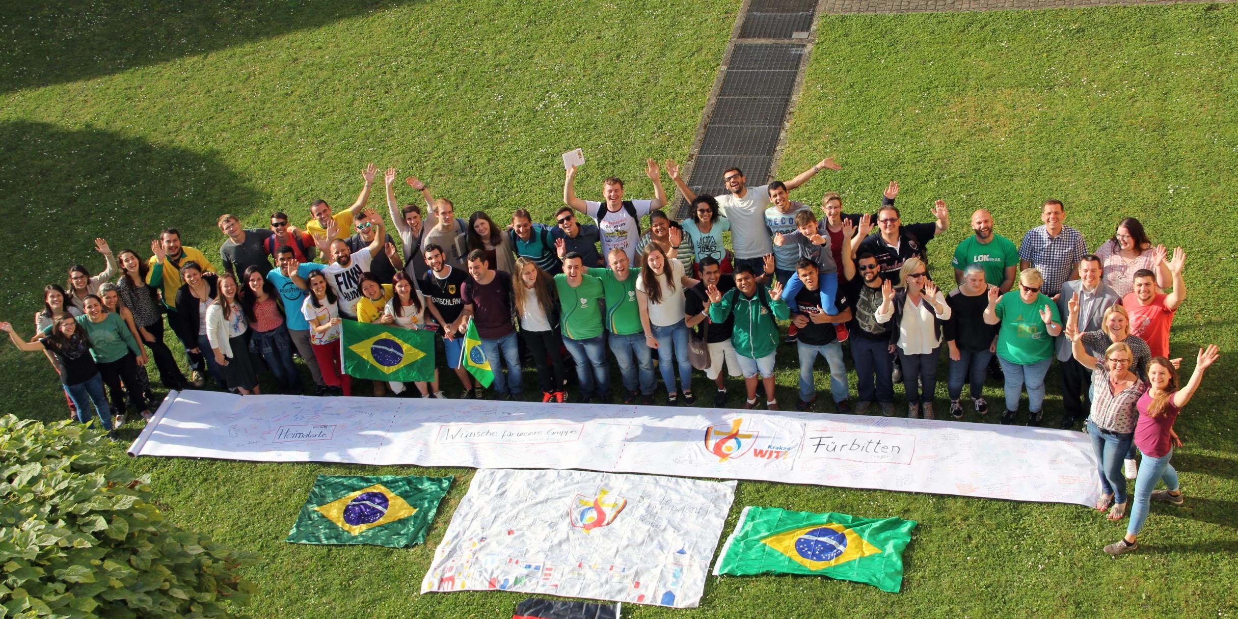 Die Brasilianer und ein paar weitere Weltjugendtagspilger in Trier.