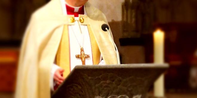 Bischof Stephan Ackermann bei der Silvesterpredigt